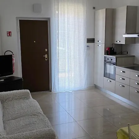 Apartment In Vicino Al Mare E Centro Storico
